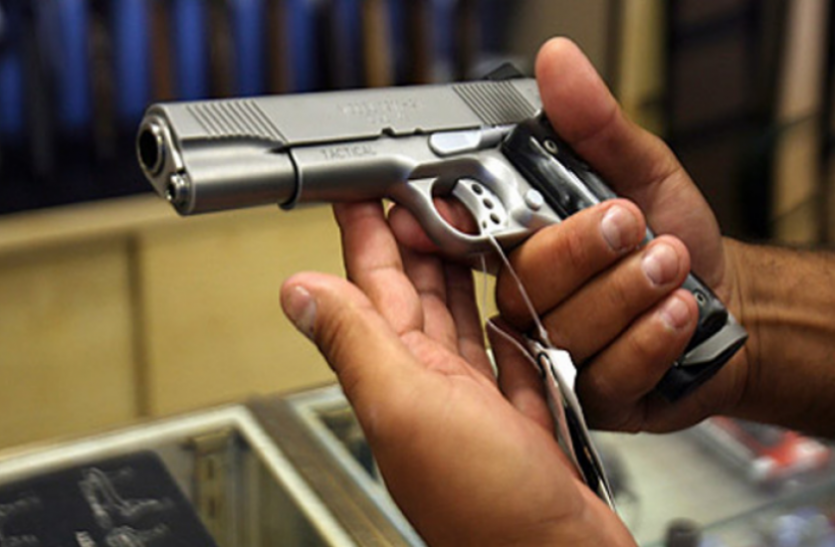gun योगी सरकार ने Arms License बनवाने की दी छूट, इनको मिलेगी वरीयता