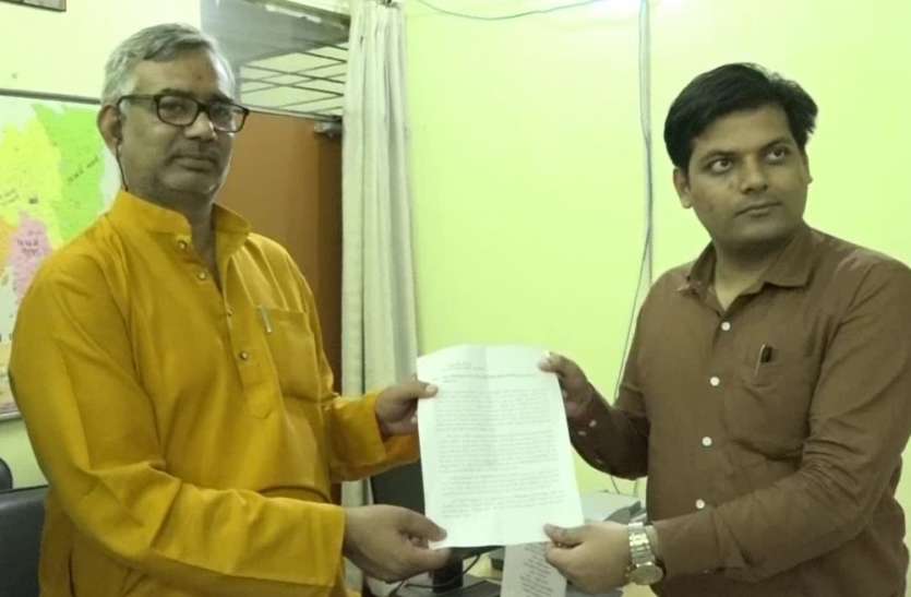 Fasal Bima किसानों का फसल बीमा वरदान बना अभिशाप, पूर्व सांसद गंगाचरण ने लगाए घोटाले के आरोप, मचा हड़कंप