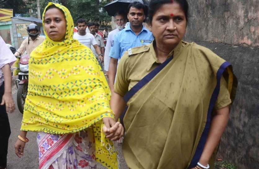 Kolkata West Bengal पति ने रचाई दूसरी शादी तो पत्नी ने सहेली से कराया ‘एसिड अटैक’