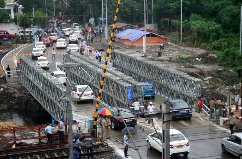 Kolkata West Bengal खुला माझेरहाट लेबल क्रॉसिंग, दक्षिण कोलकाता के लोगों को राहत