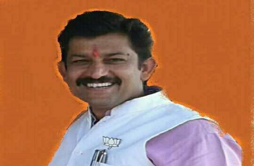 रहली में कांग्रेस उतार सकता है युवा चेहरा, इन तीन संभावितों को जान लीजिए विजन