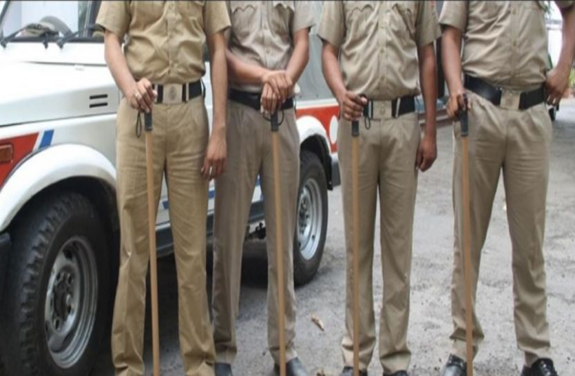 file photo police सरकारी कर्मचारी ने की आत्यहत्या की कोशिश,साथियों ने किया पुलिस के हवाले