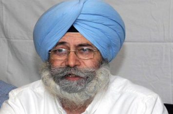 Aam Aadmi Party MLA HS Phoolka resigns from assembly आम आदमी पार्टी विधायक एचएस फूलका ने विधानसभा से दिया इस्तीफा
