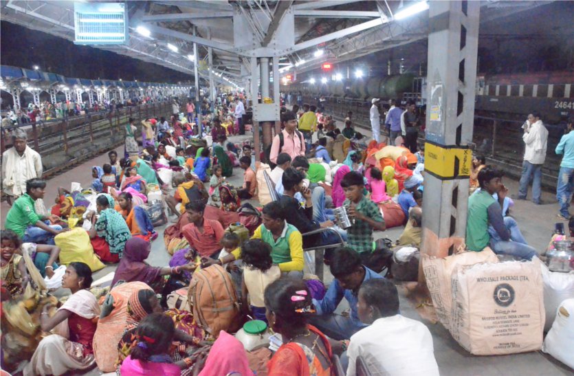 Railway passes over limit, all passenger trains of the same route cancellation रेलवे ने कर दी हदें पार, एक ही रुट की सभी पैसेंजर ट्रेनें रद्द