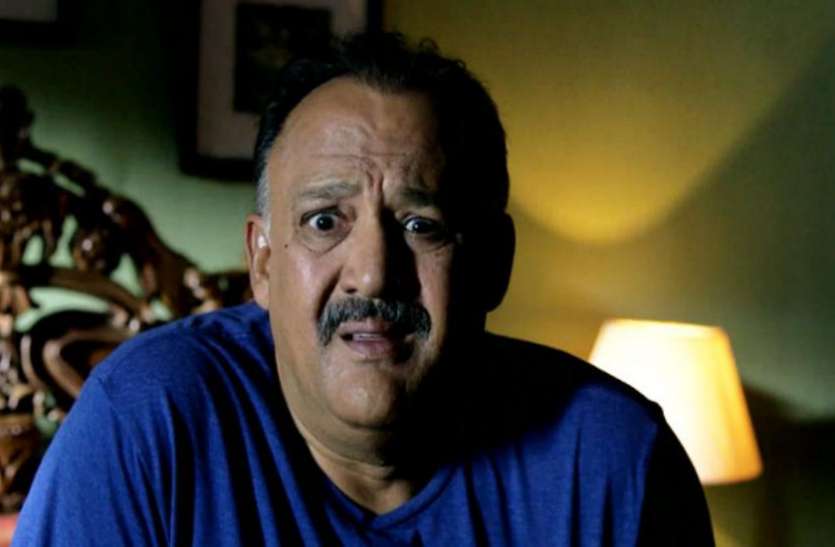 Alok nath मी टू केस में फंसे अलोक नाथ हैं इतने करोड़ की संपत्ति के मालिक, एक फिल्म के लिए लेते इतनी फीस