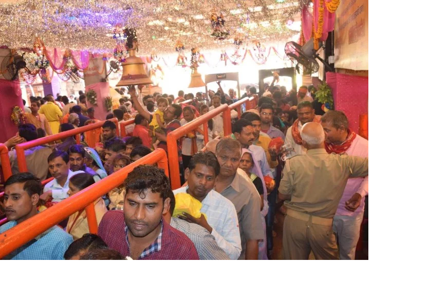 up news विन्धायचल मंदिर में तैनात पुलिस वालों के लिए खुशखबरी, 16 के बजाय आठ घंटे ही करनी होगी ड्यूटी