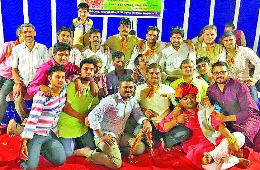 jainism मां के चरणों में शीश झुकाऊं मैं...