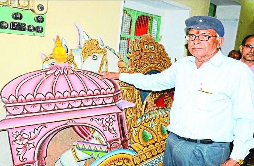 sikar news संस्कृति को बचाने के लिए चार पीढियों से निशुल्क सेवा में जुटे यह परिवार