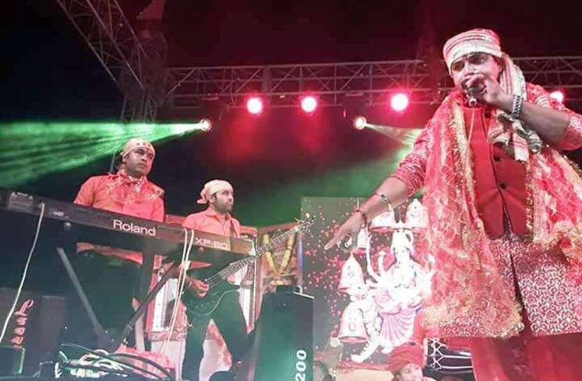 Demand of city's musical orchestra band शहर के म्यूजिकल आर्केस्ट्रा बैंड की बढ़ गई डिमांड