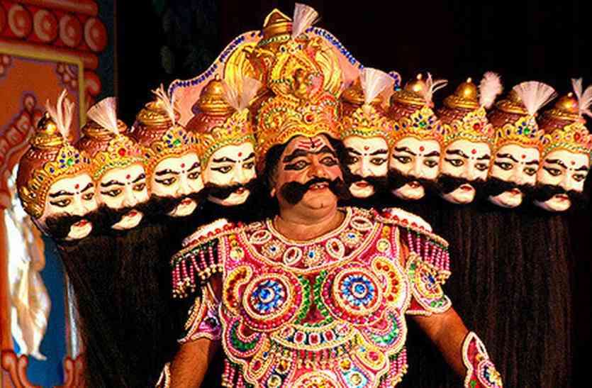 Ramleela ...तब नवरात्रि में मुफ्त में रामलीला का मंचन करने आते थे यूपी के कलाकार
