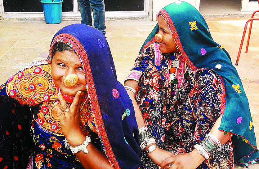 Rajasthan Ka Ran Jaisalmer Ground Report राजस्थान का रण: सरकारें आती हैं, चलीं जाती हैं, बड़े-बड़े वादे होते हैं, लेकिन पानी नहीं आता