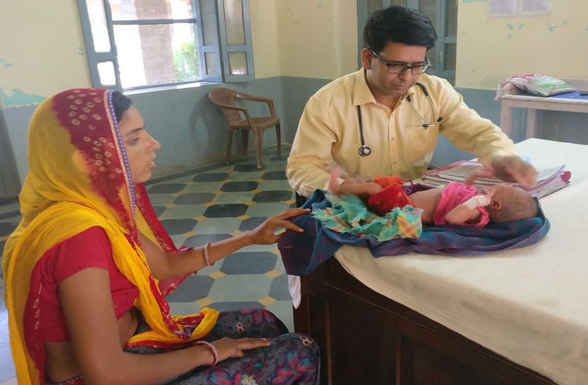 अन्धविश्वास के चलते मासूमों के शरीर पर डाम (दागने) लगाने का मामला नौनिहालों की जान से नहीं होगा खिलवाड़, सख्त हुई पंचायतें