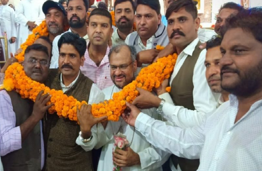 Bishop केरल: जालंधर में बिशप के स्वागत पर बोला पीड़ित नन का भाई, खुद पर शर्म करे मुलक्कल