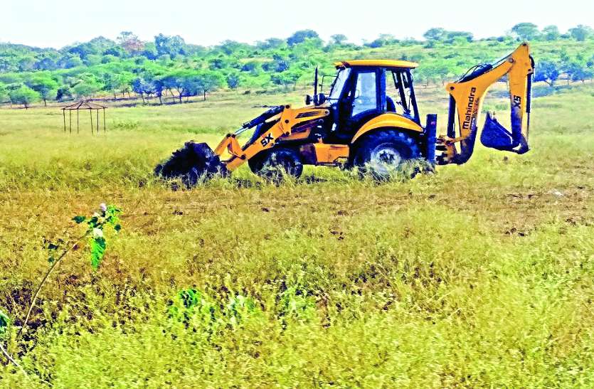 news 50 लाख रुपए खर्च, बावजूद जर्जर हुआ घाट, चारों ओर फैली गंदगी