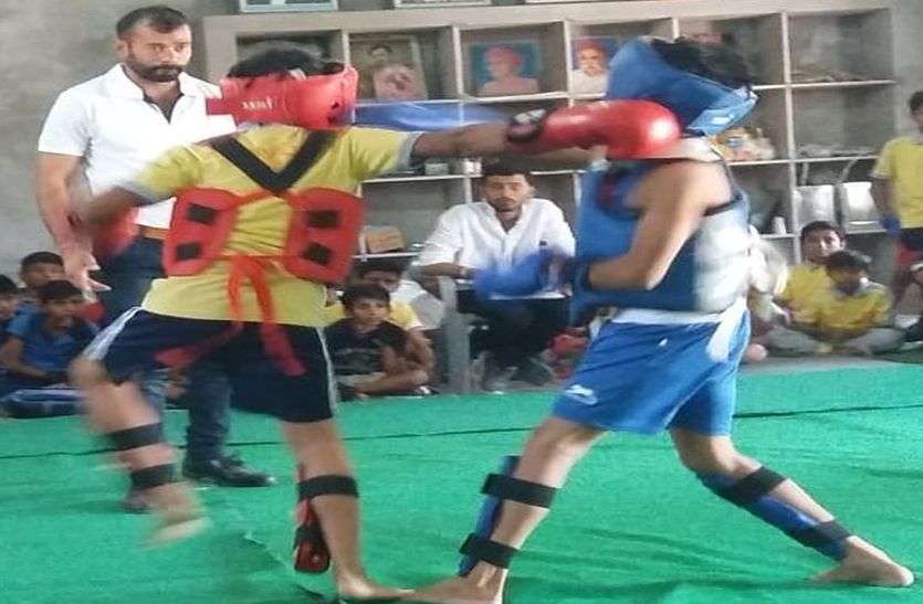 Vushu compitition जिला स्तरीय वुशू प्रतियोगिता में कब्जाया स्वर्ण व रजत