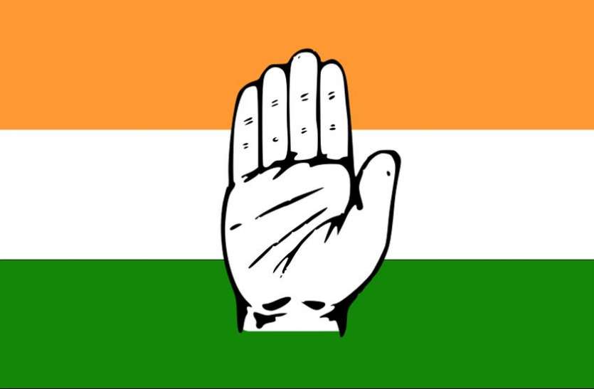 congress टिकट को लेकर बड़े नेताओं में झगड़े, उम्मीदवारों के नामों की पैनल बनाई