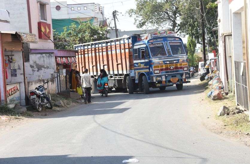 patrika नो एंट्री में मौत की दौड़, जिम्मेदारों ने दी ये सफाई