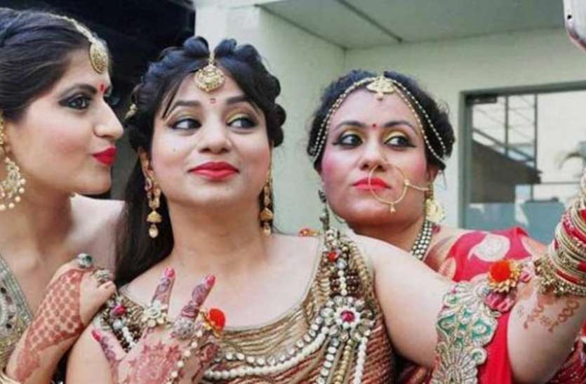 City women will celebrate Karwa Chauth in Royal Look रॉयल लुक में सिटी वीमन सेलिब्रेट करेंगी करवा चौथ