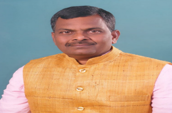 Lambodar mahato's statement about bureaucracy अंतिम पायदान पर खड़े लोग नौकरशाही से खुश नहीं-लंबोदर महतो