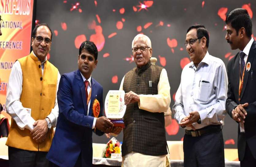Governor Ram Naik सम्मेलन का उपयोग अपने ज्ञान व विशेषज्ञता को बढ़ाने के लिए करें-राज्यपाल