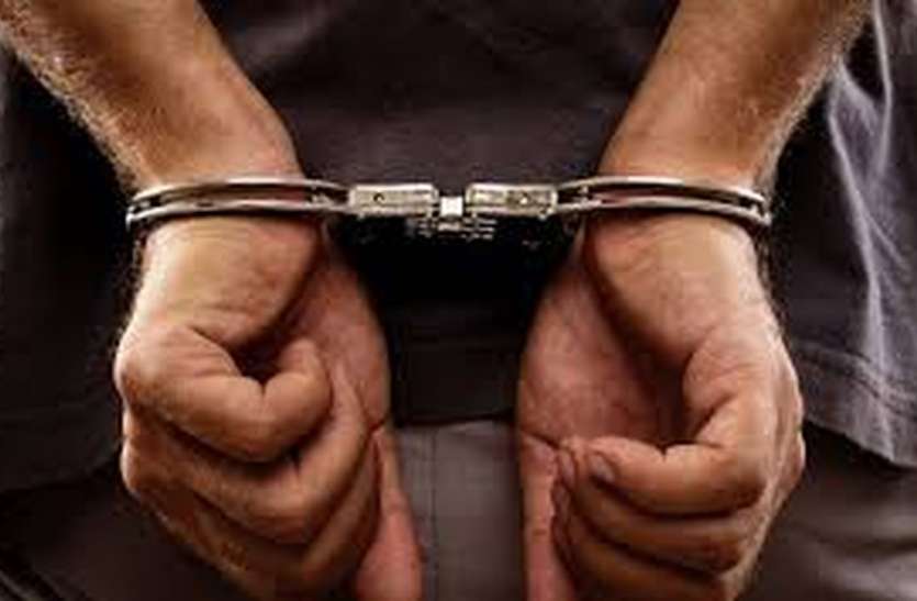 patrika ऐसा क्या हुआ जो पुलिस ने 9 हजार से अधिक पर चलाया कार्रवाई का डंडा
