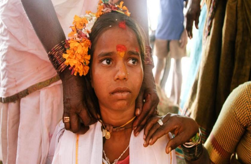 Devdasi system is still exists in our society | धर्म के नाम पर मासूम  बच्चियों को नर्क में धकेल देने की प्रथा का आज भी किया जाता पालन, सच्चाई जान  कांप उठेगी