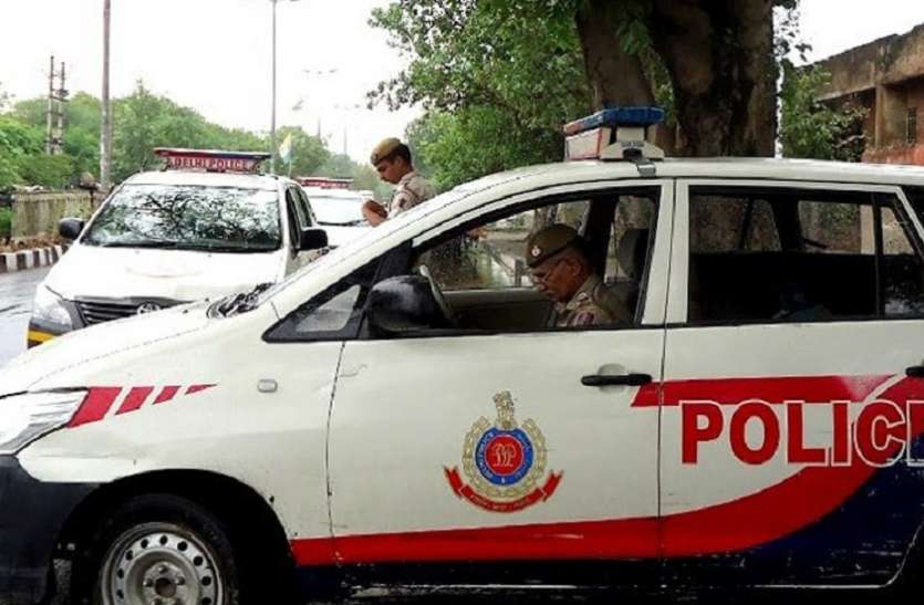 Delhi Police सुप्रीम कोर्ट के आदेश पर दिल्ली पुलिस के डीसीपी का सवाल, दिवाली पर पटाखे फोड़ने पर भी जेल, क्या मैं भारत में हूं