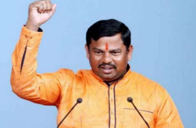 तेलंगाना: इलाहाबाद, फैजाबाद के बाद अब हैदराबाद का नाम बदलने की उठी मांग तेलंगाना: इलाहाबाद, फैजाबाद के बाद अब हैदराबाद का नाम बदलने की उठी मांग, सियासत हुई तेज