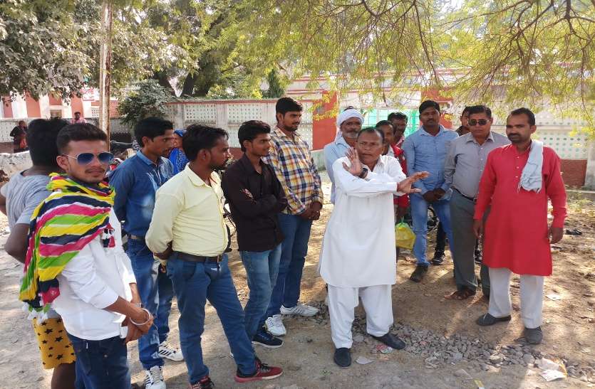 mp election 2018 mp election 2018 : नुक्कड़ नाटक से मतदाता को बताया मतदान का महत्व