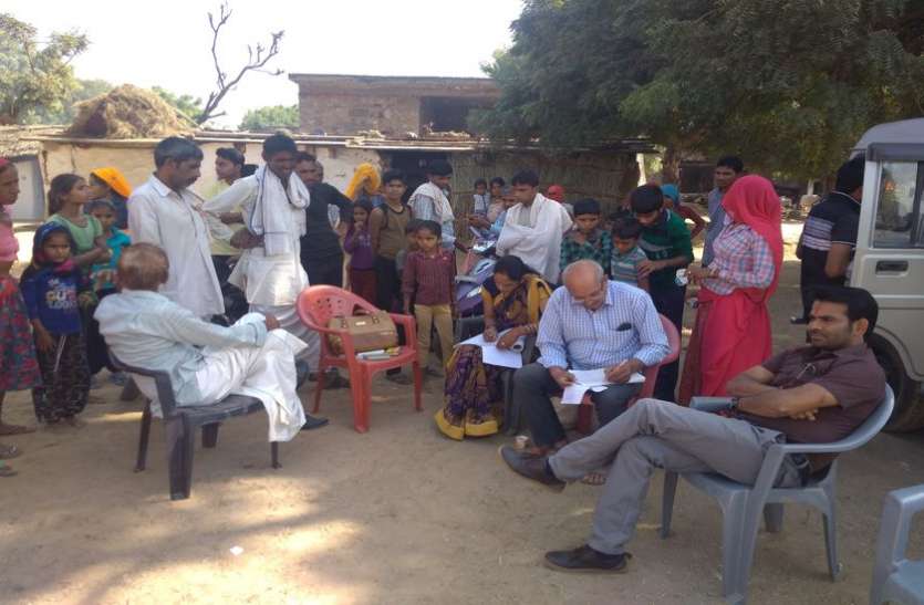 Patients forced to loose pockets जेब ढीली करने को मजबूर मरीज