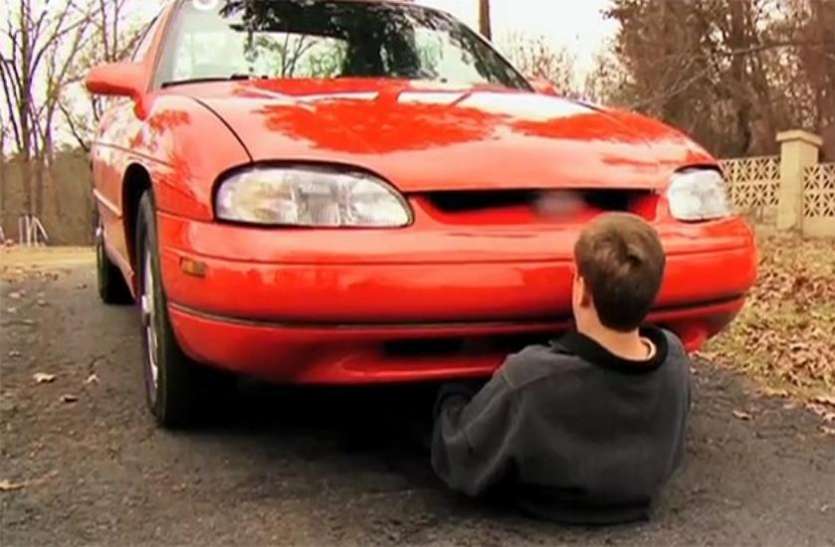 relationship with car अपनी कार से थी इस कदर बेइंतहा मोहब्बत कि शख्स ने की उस संग शादी, अब ऐसे बनाता है शारीरिक संबंध