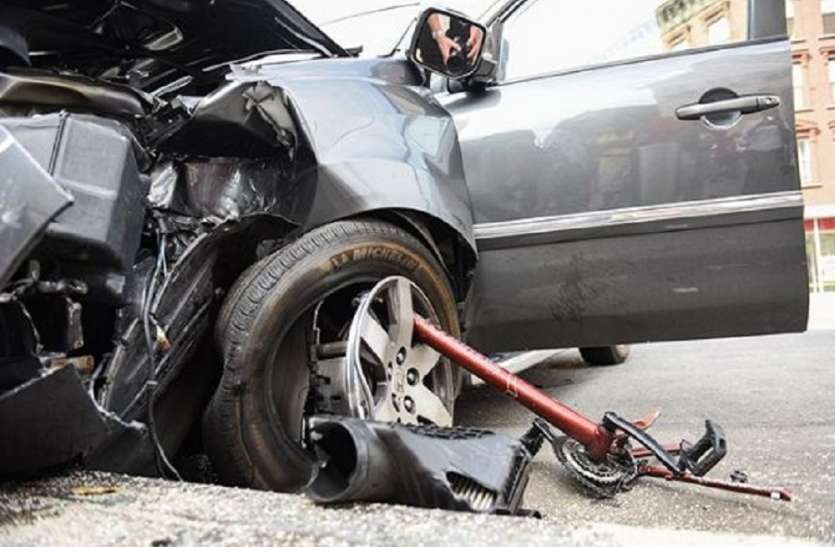 accident एक ही दिन दो अलग-अलग सड़क दुर्घटना, 13 लोगों की मौत
