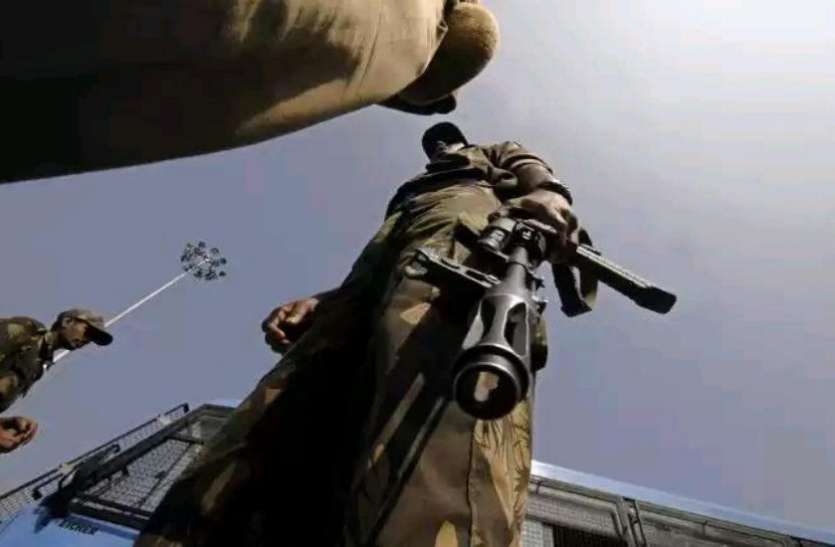TERROR जम्मू कश्मीर: सुरक्षाबलों को बड़ी कामयाबी, हिजबुल मुजाहिदीन के टॉप कमांडर समेत दो आतंकी ढेर