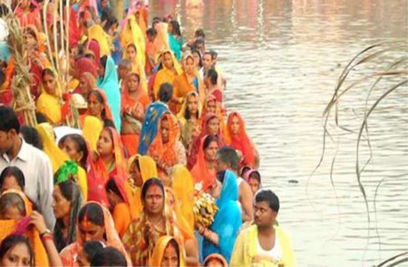 patrika छठ पर्व : दीपोत्सव के बाद चंबल तट पर महोत्सव की तैयारी