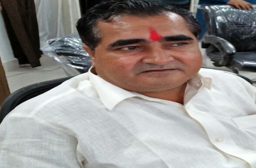 karauli hindi news विकास को लेकर रहे निराश अब फिर जगा रहे नई आस, पांच वर्ष में नहीं मिला कुछ खास