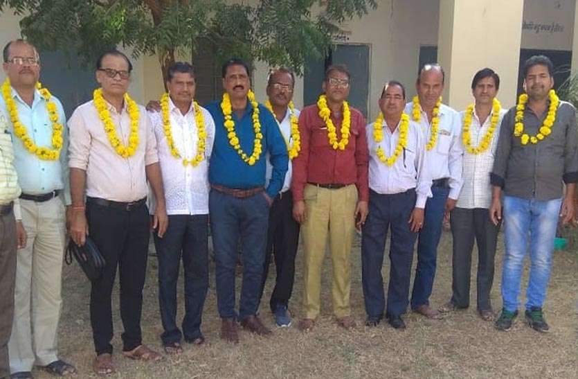 rajasthan-teacher-becomes-sukalaka-president राजस्थान शिक्षक संघ के सुवालका चौथी बार अध्यक्ष निर्वाचित हुए