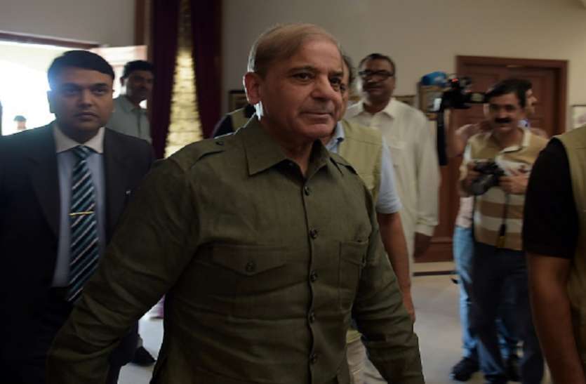 शाहबाज शरीफ संसद सत्र में भाग लेने के बाद जेल भेजे गए विपक्ष के नेता शाहबाज शरीफ