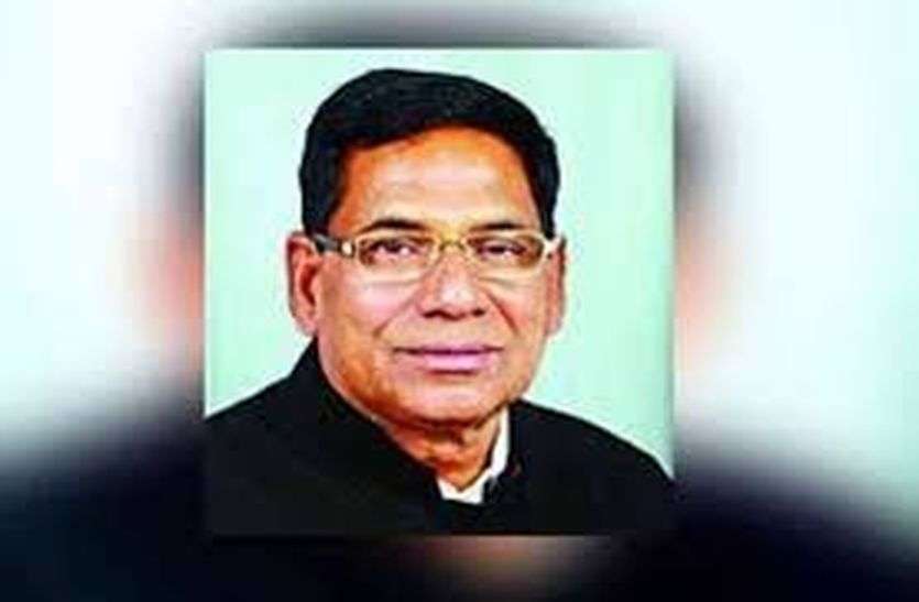 Labor Minister And Behror MLA Dr. Jaswant Yadav Report Card बहरोड़ से डॉ. जसवंत यादव सरकार मे रहे श्रम मंत्री, लेकिन अपने ही क्षेत्र के युवाओं को नहीं दिला पाए रोजगार, मंत्री जसवंत यादव जानिए रिपोर्ट कार्ड