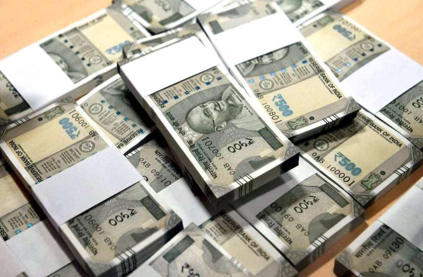 rupee ये भी खूब रही...पुलिसवाले ने ही पुलिस के साथ कर ली 30 लाख रुपए की ठगी