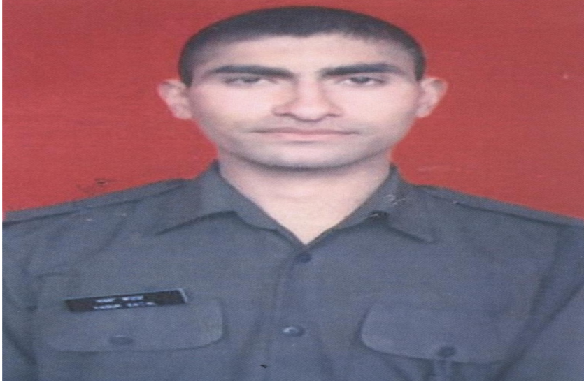 martry varun पाकिस्तान के स्नाइपर शाट में जवान शहीद, सीमा पर चौकसी बढ़ी