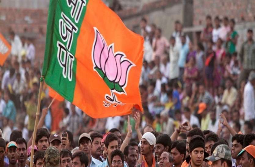 mp election 2018 BJP MLA NEWS IN HINDI NEEMUCH इस भाजपा विधायक का पीछा नहीं छोड़ रहा एट्रोसिटी एक्ट