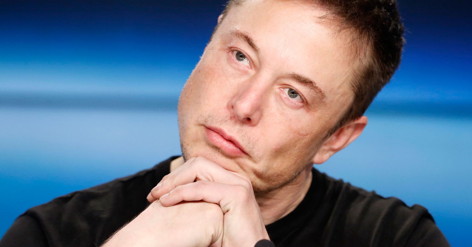 elon musk, car company, tesla, businessman, shares, hit, करिश्माई कार निर्माता मस्क को सलाह- परिवार और दोस्तों को समय दें