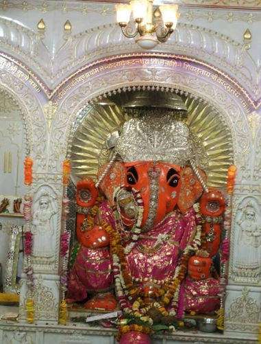 garh ganesh mandir