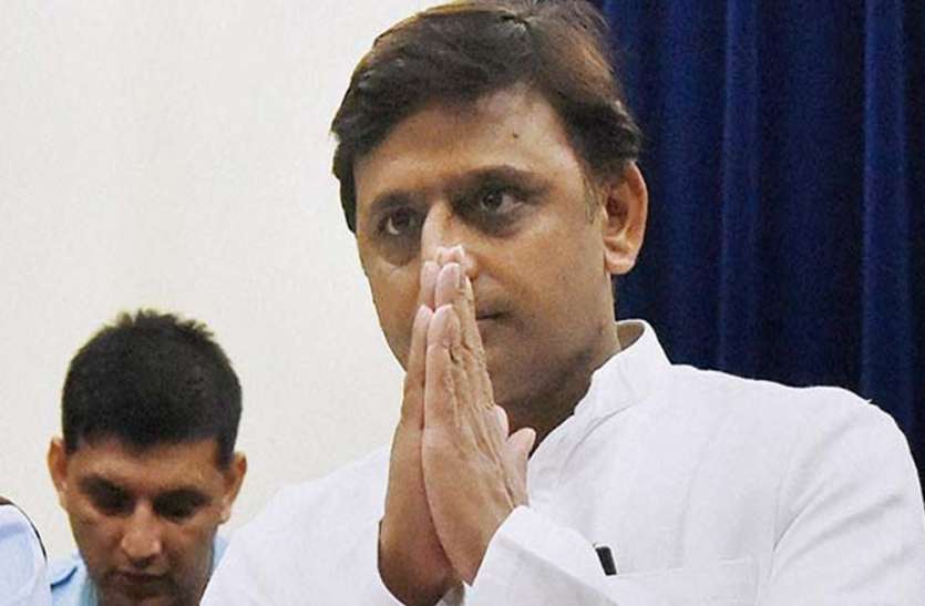 Akhilesh Yadav सपा पूर्व विधायक के बेटे की मौत से अखिलेश यादव भावुुक, दिया यह बयान