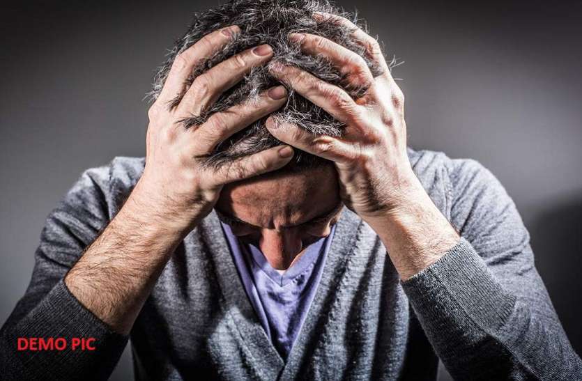 man went to hospital with half cut head जब अपने दो भाग में बंटे हुए सिर को अस्पताल लेकर पहुंचा शख्स! फिर जो हुआ उसने जमा दिया सबका खून...
