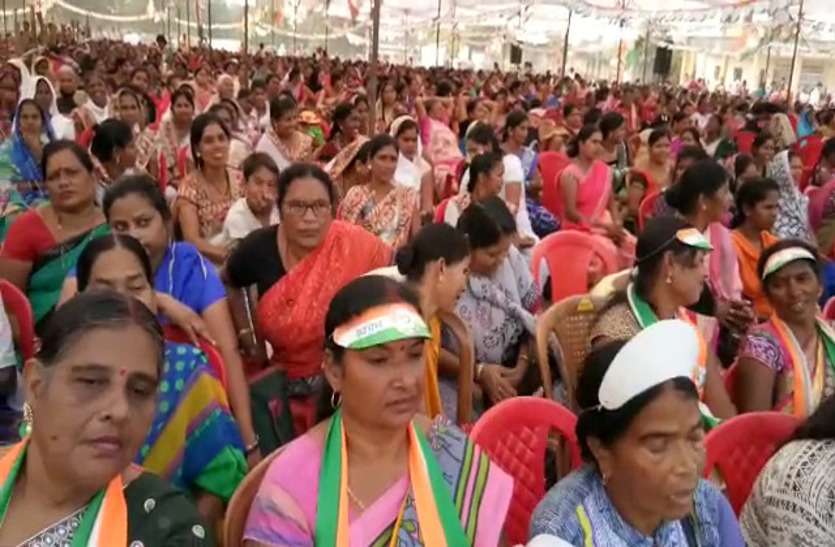 भाजपा को झूठा व धोखेबाज तो कांग्रेस को बताया त्याग और बलिदान की पार्टी, धर्म गुरु बालदास ने और क्या कहा, पढि़ए खबर...