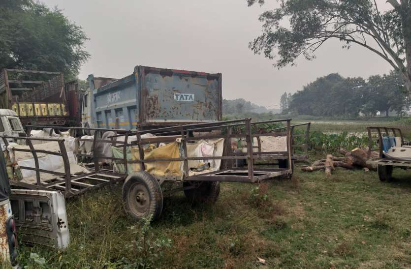 balrampur एसडीएम ने की गाड़ियों को किया सीज, खनन माफिया में मचा हड़कम्प