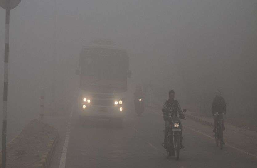 churu news कहर बनकर आया कोहरा, 6 वाहन भिड़े, दो की मौत, छह घायल