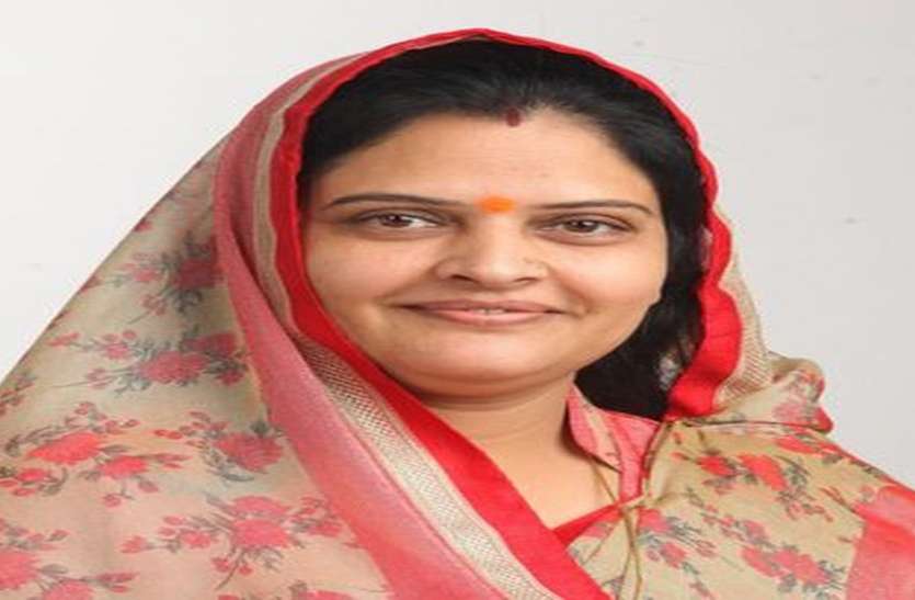 photo बड़े नेताओं की जी-हुजूरी वाले ही बढ़ रहे आगे