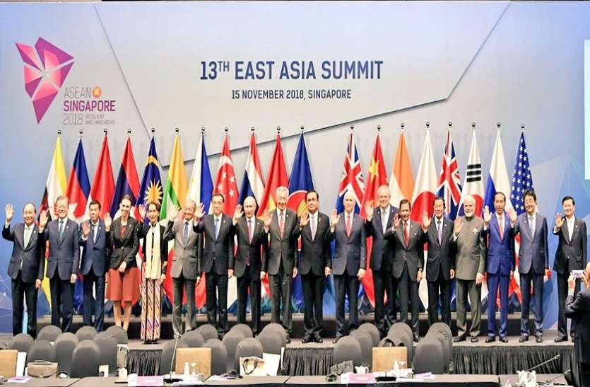 East Asia Summit पूर्वी एशिया शिखर सम्मेलन में शामिल हुए पीएम मोदी, समुद्री सहयोग पर दिया जोर